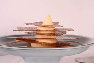 Crepe Dentelle