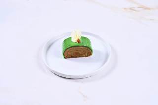 PISTACHIO  FIG TEA CAKE